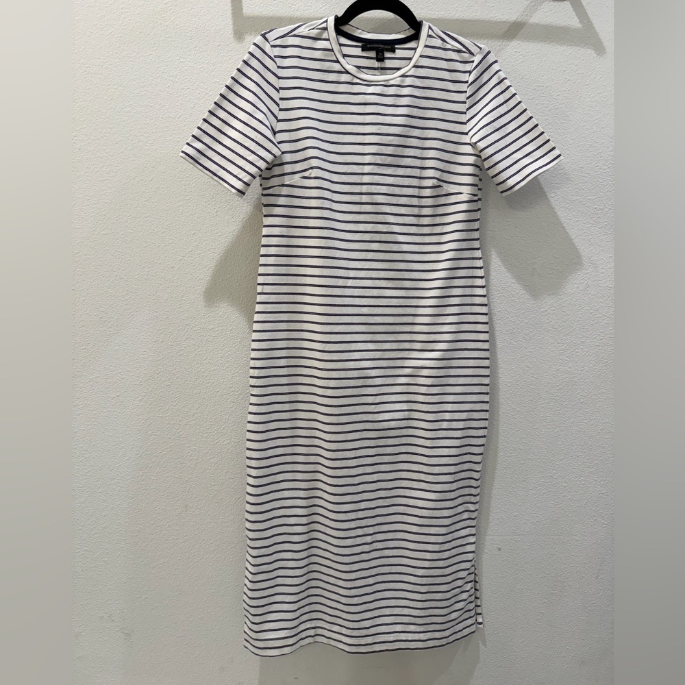 BANANA REPUBLIC – Striped T-Shirt Midi Dress (XS) - Picture 3 of 4